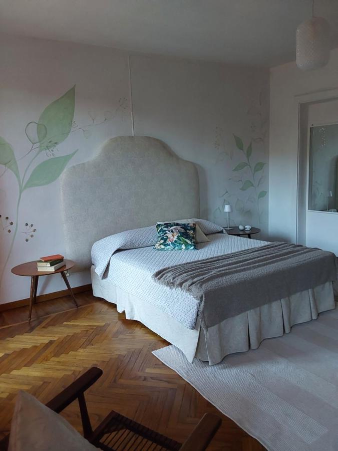 Casa Vacanze Malvarosa Casale Corte Cerro Ngoại thất bức ảnh