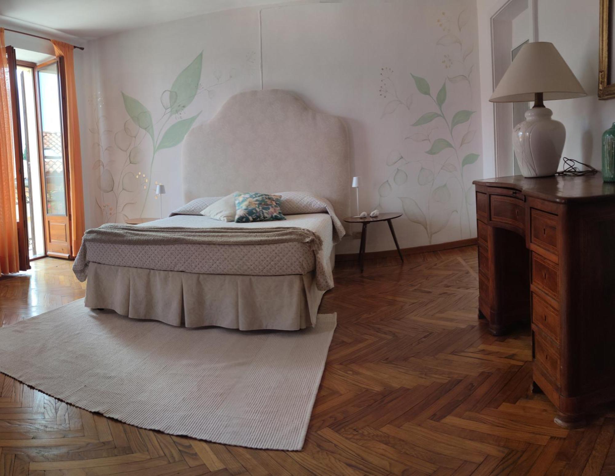 Casa Vacanze Malvarosa Casale Corte Cerro Ngoại thất bức ảnh