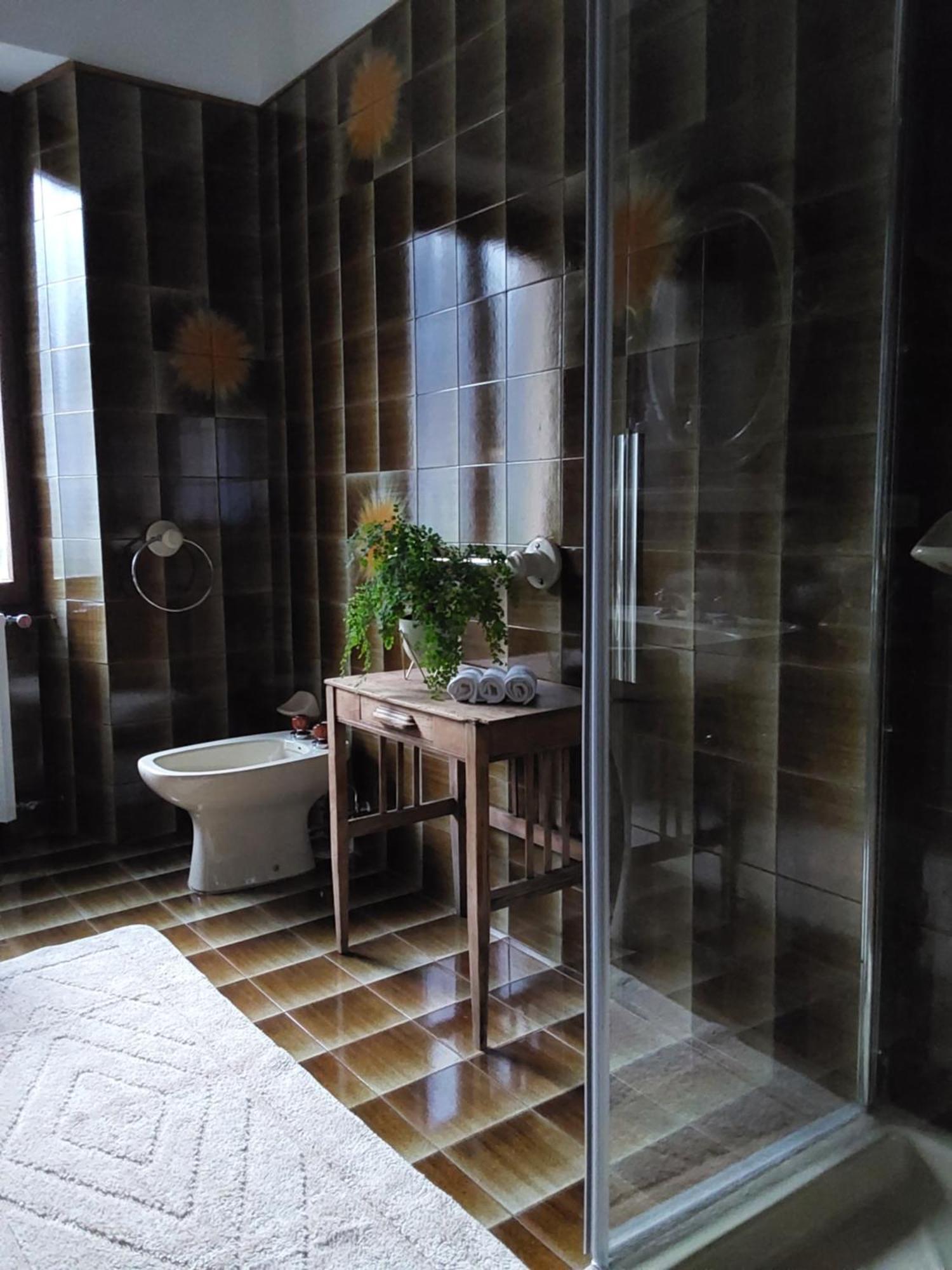 Casa Vacanze Malvarosa Casale Corte Cerro Ngoại thất bức ảnh
